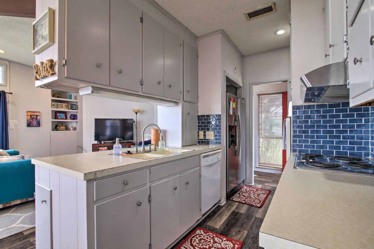 Rustic Lake Buchanan Hideaway With Game Room And Grill Tow Bagian luar foto