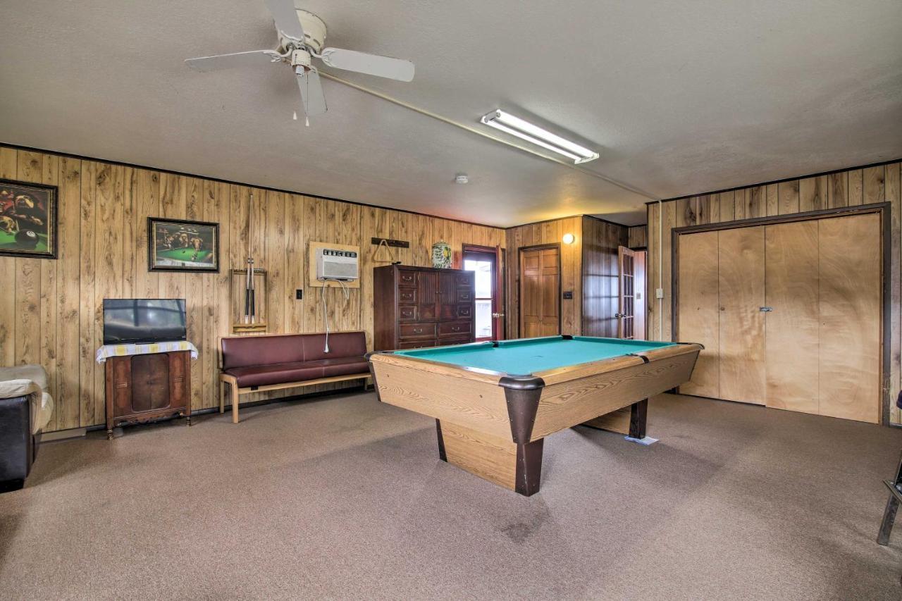 Rustic Lake Buchanan Hideaway With Game Room And Grill Tow Bagian luar foto