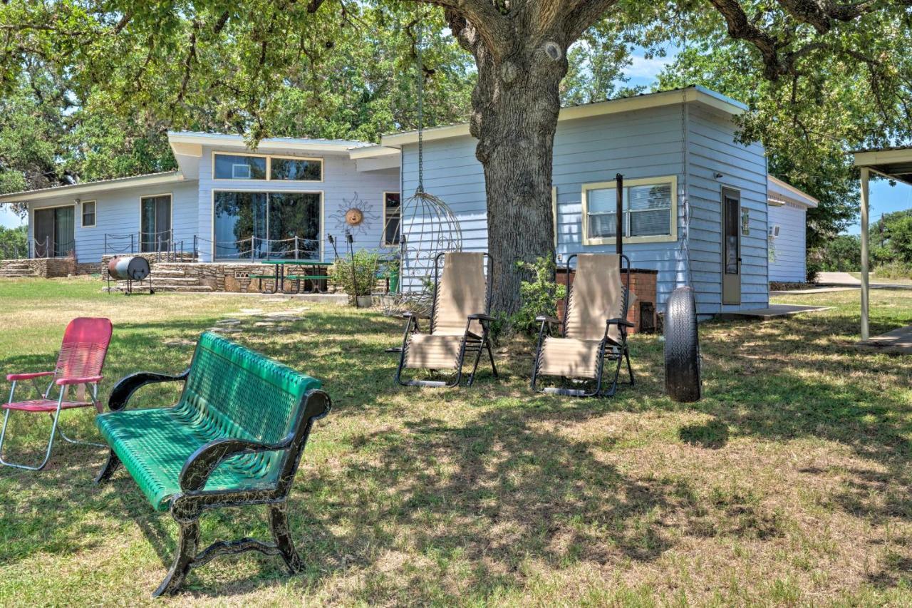 Rustic Lake Buchanan Hideaway With Game Room And Grill Tow Bagian luar foto